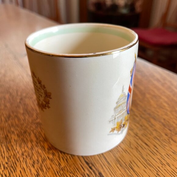 King George VI Queen Elizabeth 1939 US Canada Trip Commemorative Tea Cup - Picture 2 of 5